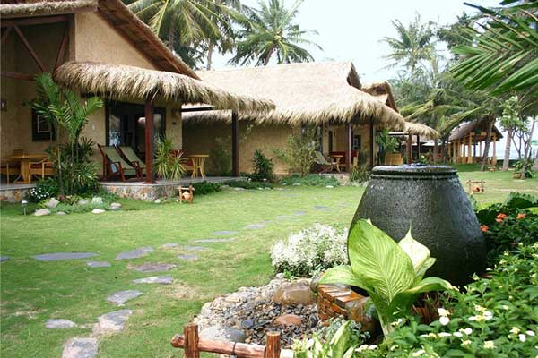 15-mau-san-vuon-nha-que-dep-ban-khong-nen-bo-lo